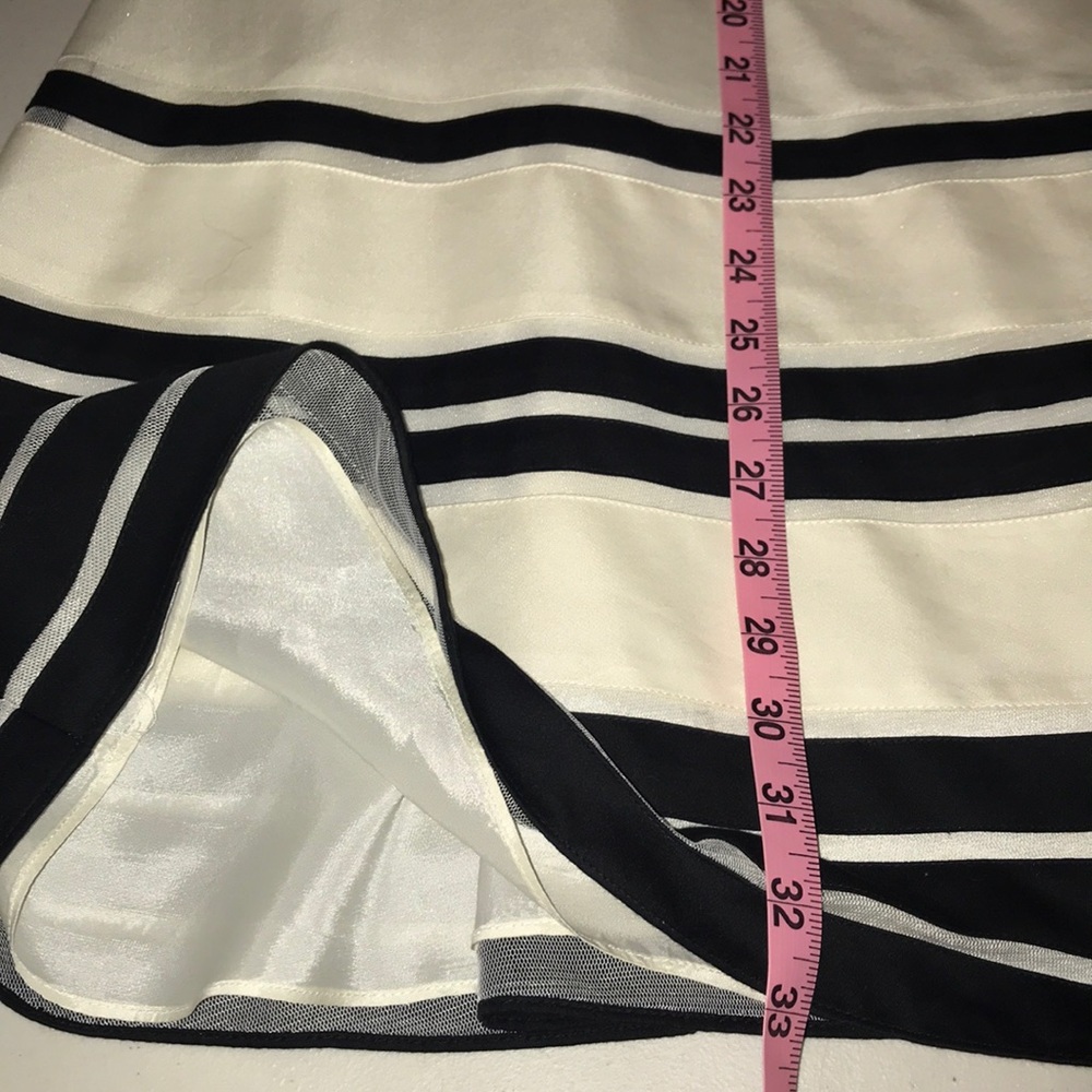 ANN TAYLOR DRESS - Picture 8 of 8